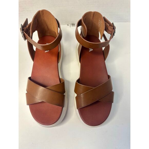 MIA Women's Lunna Round Toe Platform Sandals Cognac Size 8.5M NEW - Picture 2 of 7